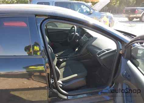 2015 Ford Focus S из США, поврежденный, VIN 1FADP3E24FL340645